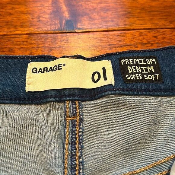 Garage Denim Distressed Women Shorts Size 01 - Picture 8 of 9